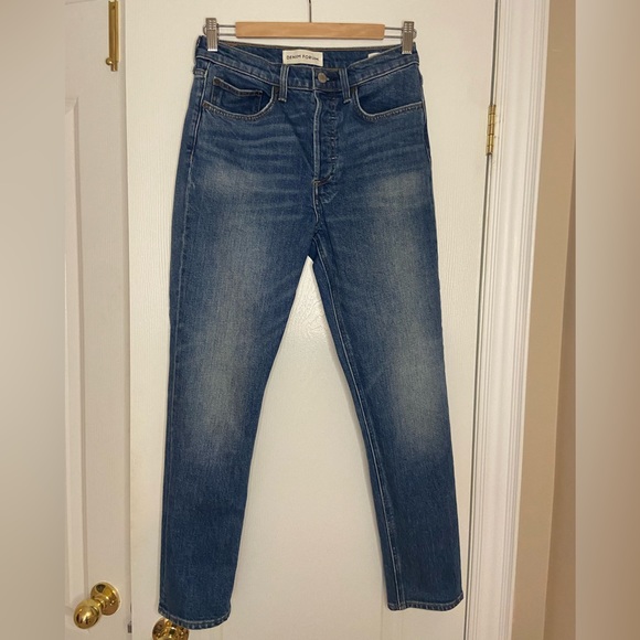Yoko High Rise Slim Med Blue Denim Forum Aritzia - Picture 2 of 5